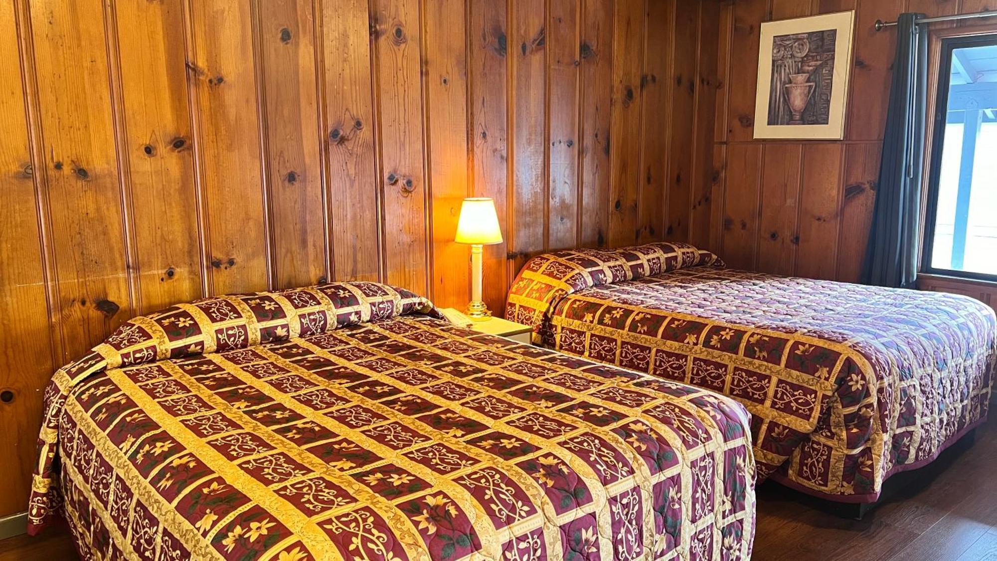 Pine Cone Motel Willits Exterior foto